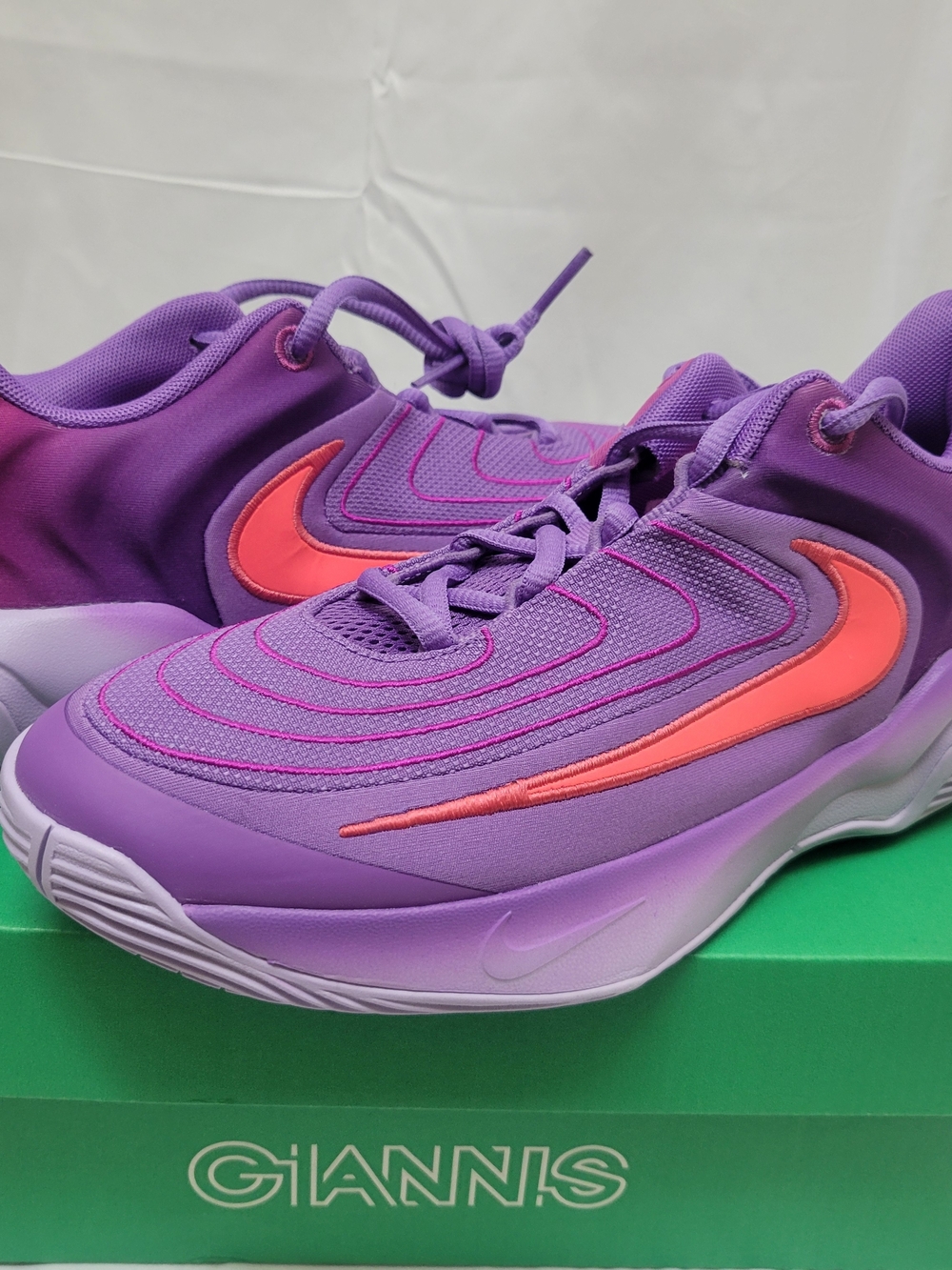 Nike Women's Purple & Coral Athletic Sneakers